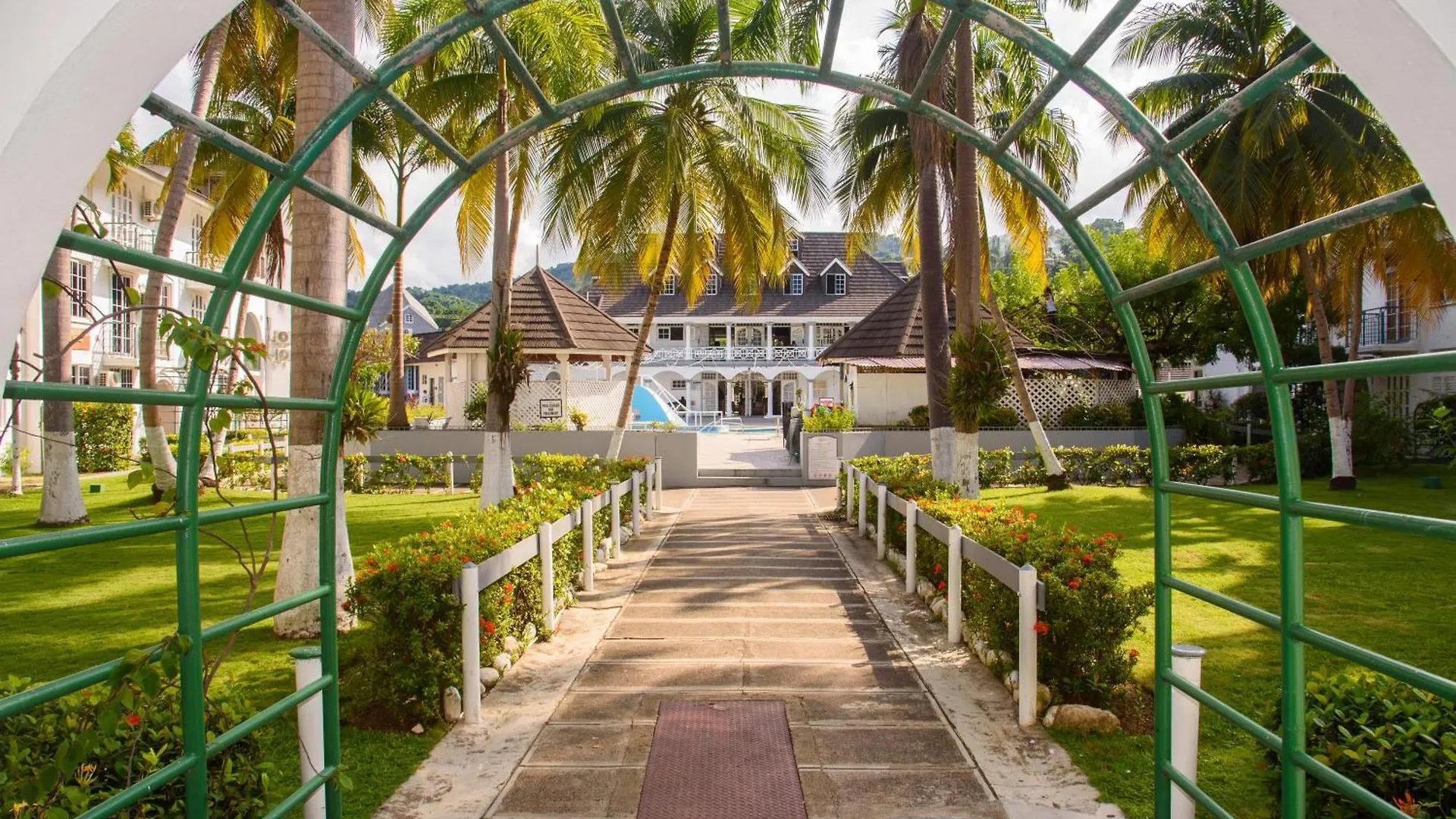 Czar'S Oasis Apt B27 @ Ocho Rios Jamaica